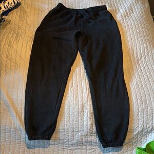 Flo Black Sweatpants